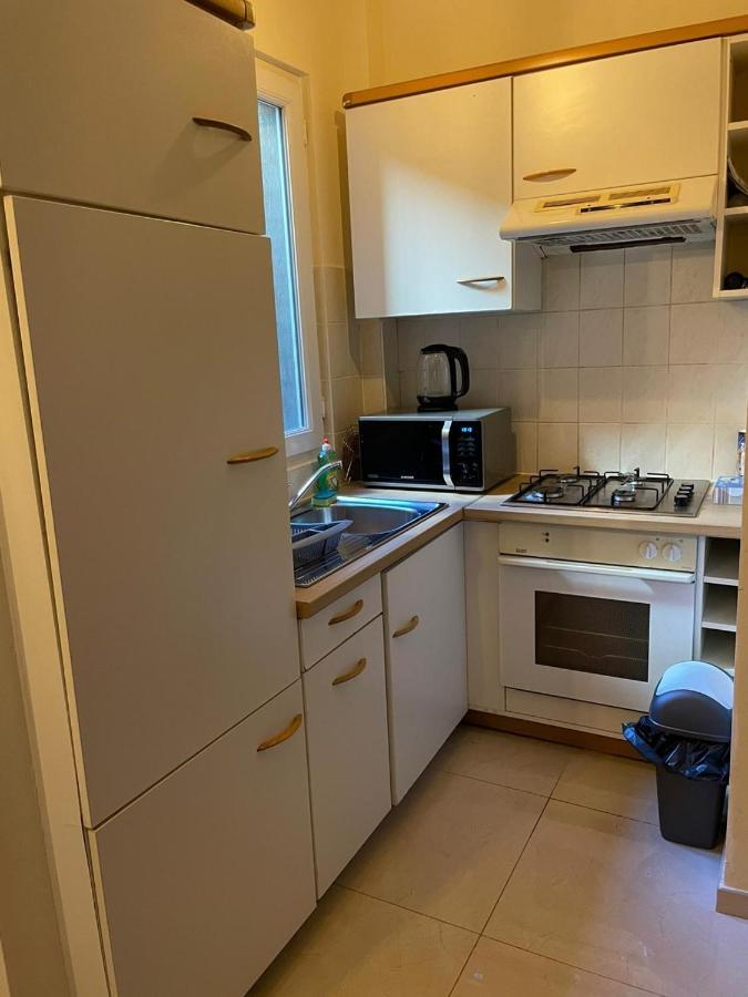 Rent Daily Apartment แอนต์เวิร์ป ภายนอก รูปภาพ
